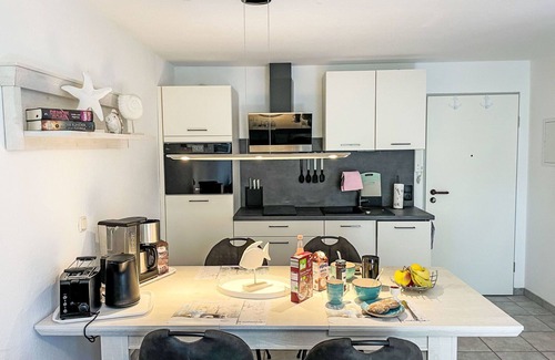 Lubmin Apartment | Lovely apartment for 2 guests with WIFI, TV and balcony