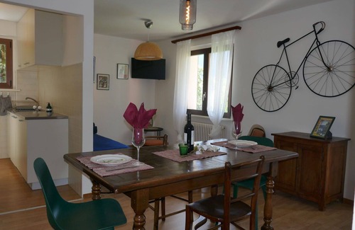 Blenio Apartment | Lovely apartment for 2 people with WIFI, TV, patio, pets allowed and panoramic view