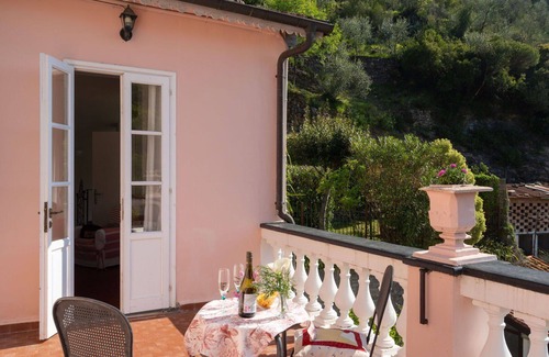 Prela Apartment | Lovely apartment for 3 guests with TV, patio and pets allowed