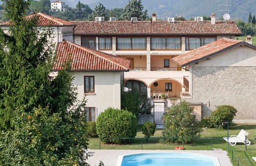 Cunettone-villa Apartment | Lovely apartment for 4 guests with WIFI, A/C, pool, TV, balcony, pets allowed and panoramic view