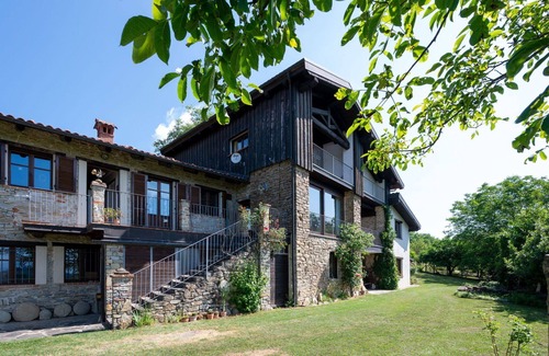 Murazzano Apartment | Lovely apartment for 4 guests with WIFI, terrace, pets allowed and panoramic view