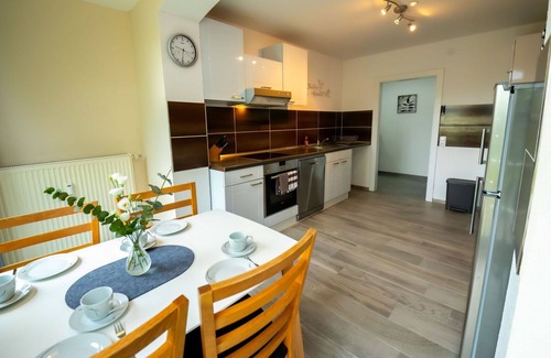 Luegde Apartment | Lovely apartment for 5 guests with WIFI, TV, terrace and pets allowed