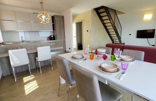 Aurogna Apartment | Lovely apartment for 5 guests with WIFI, TV, terrace and pets allowed