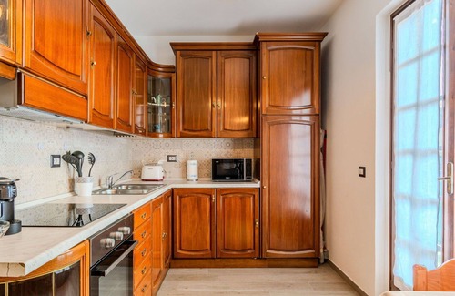 Peglio Apartment | Lovely apartment for 5 guests with WIFI, TV, patio and pets allowed