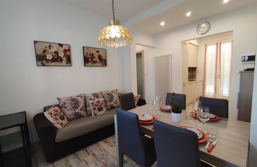 Dongo Apartment | Lovely apartment for 5 people with WIFI, TV, terrace and pets allowed