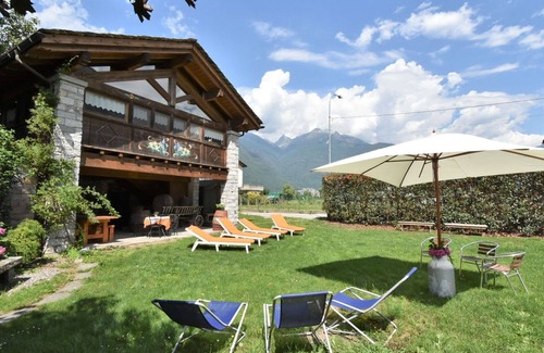 Prata Camportaccio Apartment | Lovely apartment for 5 people with A/C, WIFI, TV, patio and pets allowed