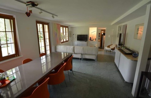 Schoenried Apartment | Lovely apartment for 6 people with WIFI, balcony and pets allowed