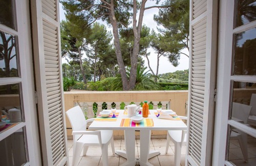Hyeres Apartment | Lovely apartment for 6 people with WIFI, TV and terrace