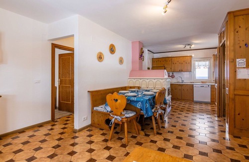 Penia Apartment | Lovely apartment for 6 people with WIFI, TV and patio