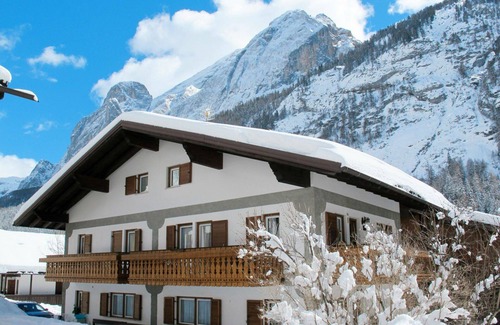 Penia Apartment | Lovely apartment for 6 people with WIFI, TV and patio