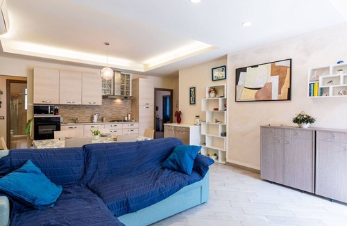 Ceriale Apartment | Lovely apartment for 6 people with A/C, WIFI and terrace