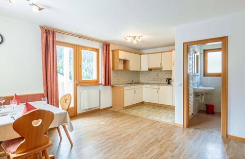 Solda Apartment | Lovely apartment for 6 people with WIFI, TV, terrace, pets allowed and panoramic view