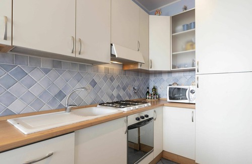 Capo Mimosa-Rollo Apartment | Lovely apartment for 6 people with WIFI, TV and terrace