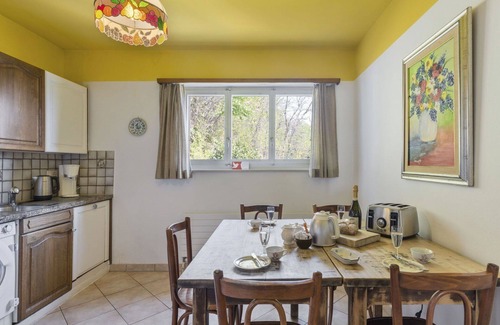 Riazzino Apartment | Lovely apartment for 8 guests with WIFI, patio, pets allowed and panoramic view