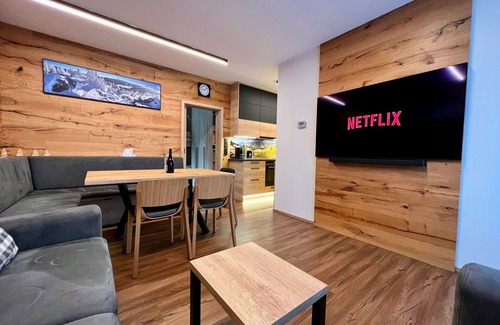 Spindleruv Mlyn Apartment | Lovely apartment for 7 guests with WIFI, TV, balcony and panoramic view