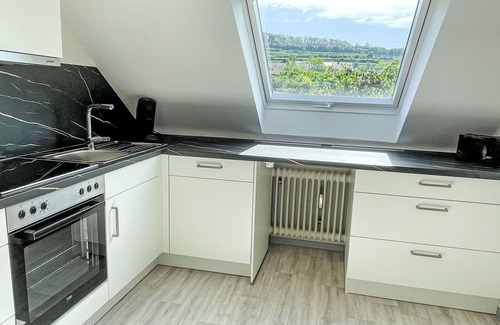 Bischoffingen Apartment | Lovely apartment for 3 guests with WIFI, TV, balcony and panoramic view