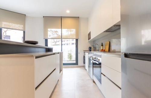 Cambrils Apartment | Lovely apartment for 2 people with A/C, WIFI, pool, TV, terrace and parking