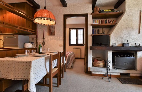Madesimo Apartment | Lovely apartment for 5 guests with WIFI, TV and terrace