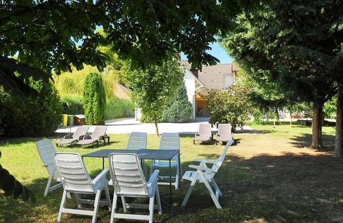 Balatonszemes Apartment | Lovely apartment for 15 guests with A/C, WIFI, TV, patio and pets allowed