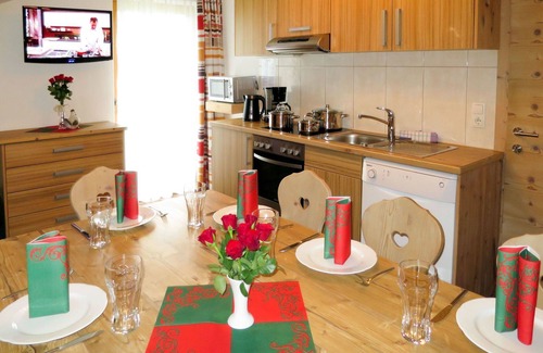 Distelberg Villa | Lovely apartment in villa for 7 guests with WIFI, TV and terrace