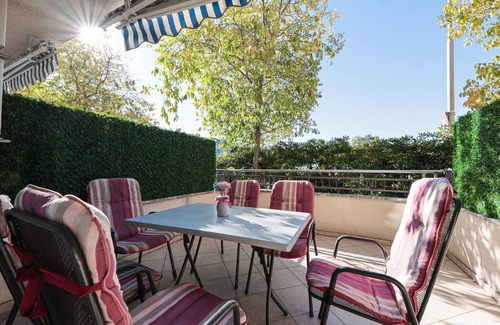 Istok Apartment | Lovely apartment in Makarska with WiFi