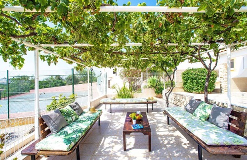 Mem Moniz House | Lovely apartment in villa for 4 guests with WIFI, pool, A/C, TV and patio