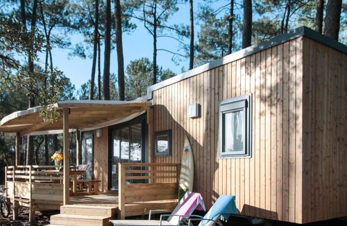 Ondres House | Lovely apartment in villa for 4 guests with A/C, pool, WIFI, TV, terrace and pets allowed