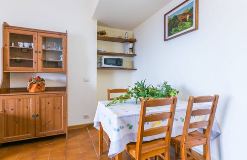 San Baronto Apartment | Lovely apartment for 2 guests with pool, WIFI, TV, terrace and pets allowed