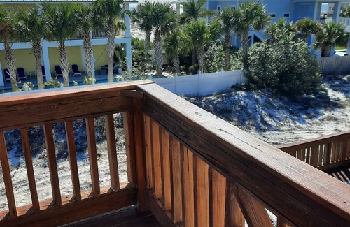 Toilla Segunda House | Lovely Beach Getaway ~ Steps To The Beach ~ The Perfect Family Escape!
