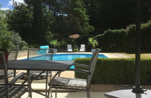 Julienne Cottage | Lovely cottage set in the heart of Cognac countryside