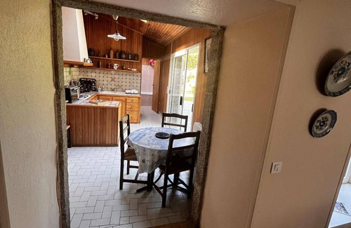 Saint-Vaast-la-Hougue House | lovely haven in a common sea. for a family, and animals