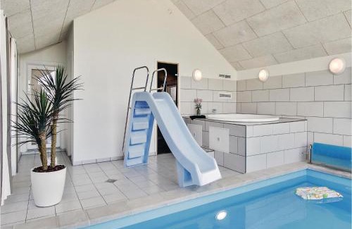 Bogense House | Lovely Home In Bogense With Kitchen