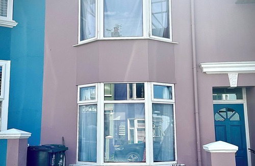 Brighton House | Lovely home in Brighton sleeps 6