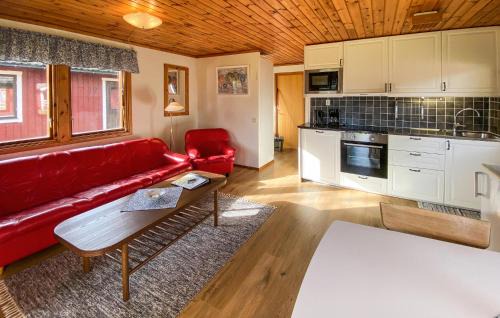 Byxelkrok House | Lovely Home In Byxelkrok With Wifi