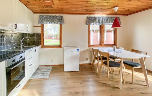 Byxelkrok House | Lovely Home In Byxelkrok With Wifi