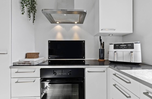 Øer Strand House | Lovely home in Ebeltoft with sauna