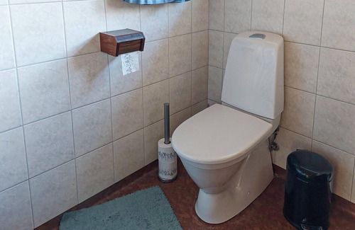 Rodeby House | Lovely home in Fridlevstad with WiFi