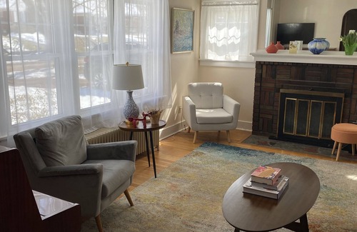 Troy House | Lovely home in historic, residential neighborhood close to RPI