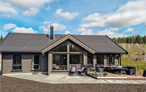 Lillehammer House | Lovely Home In Lillehammer With Kitchen