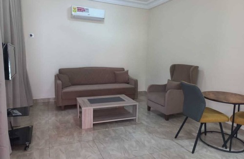 Labadi House | Lovely One Bedroom