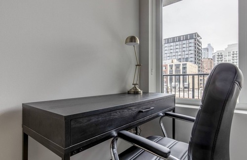 Killgubbin Apartment | Lovely River North 1BR w/Grills, Terrace + Fire Pits, by Blueground