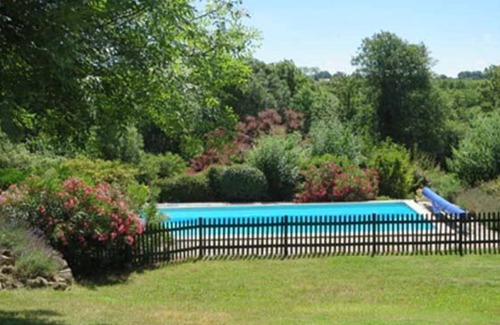 Varen House | Lovely, rustic farmhouse with stunning views, salt water pool and tennis court.