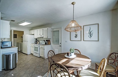 Flowood House | Lovely Two Bedroom Getaway Near the Reservoir