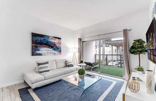 Midtown Apartment | Lovely Unit Mins from Wynwood with Free Parking
