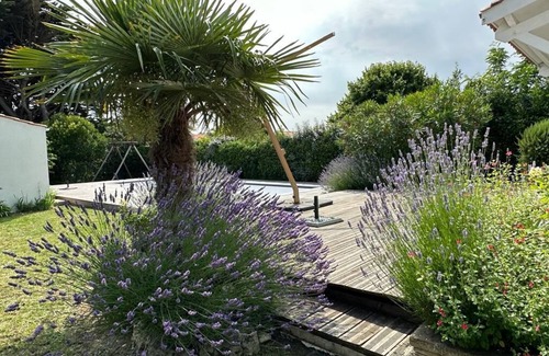 La Bree-les-Bains Villa | Lovely villa with heated pool 450 m from the beach!