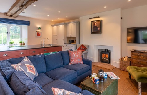 Kentchurch Cottage | Lower Lodge Gatehouse at Kentchurch - Pet Friendly