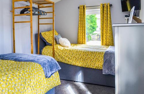 Bridlington House | Lowey's Harbour Cottage