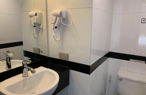 Talat Yai Hotel | Lub Sbuy House
