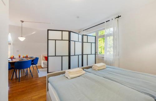 Ludwigsburg-Sud Apartment | LubuNest3 Terrasse mit Grill & eigenem Parkplatz