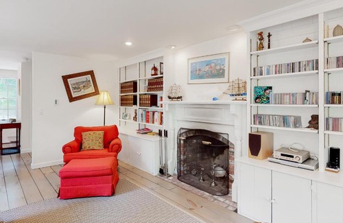 Brewster House | Lucky Landing